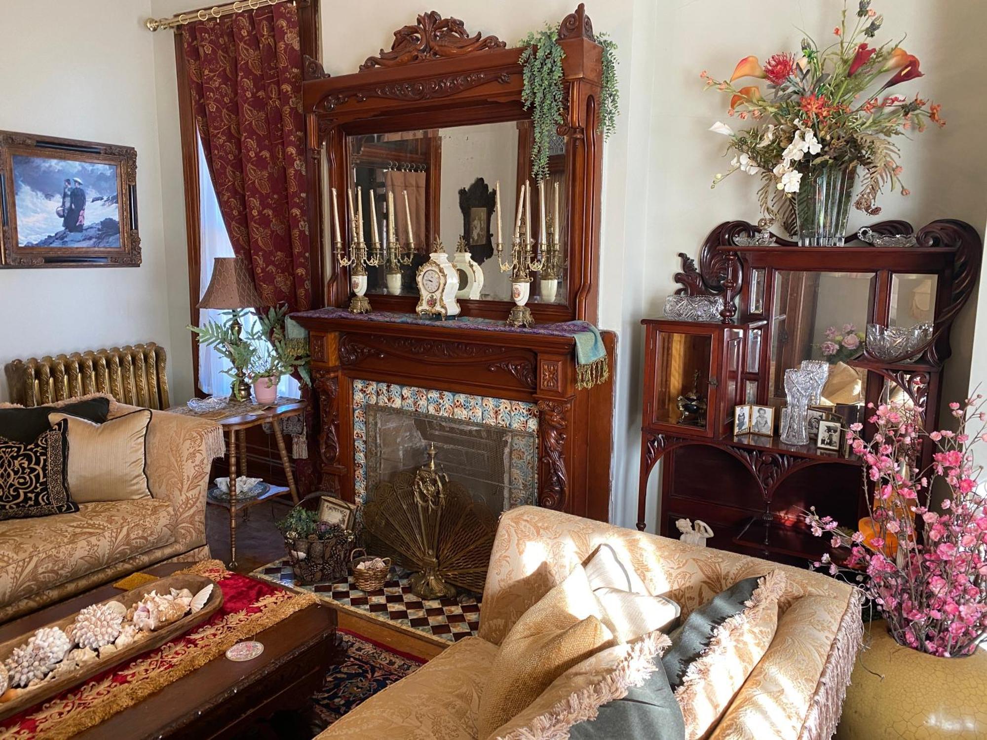 Vineyard Mansion B&B セント・ジョセフ エクステリア 写真